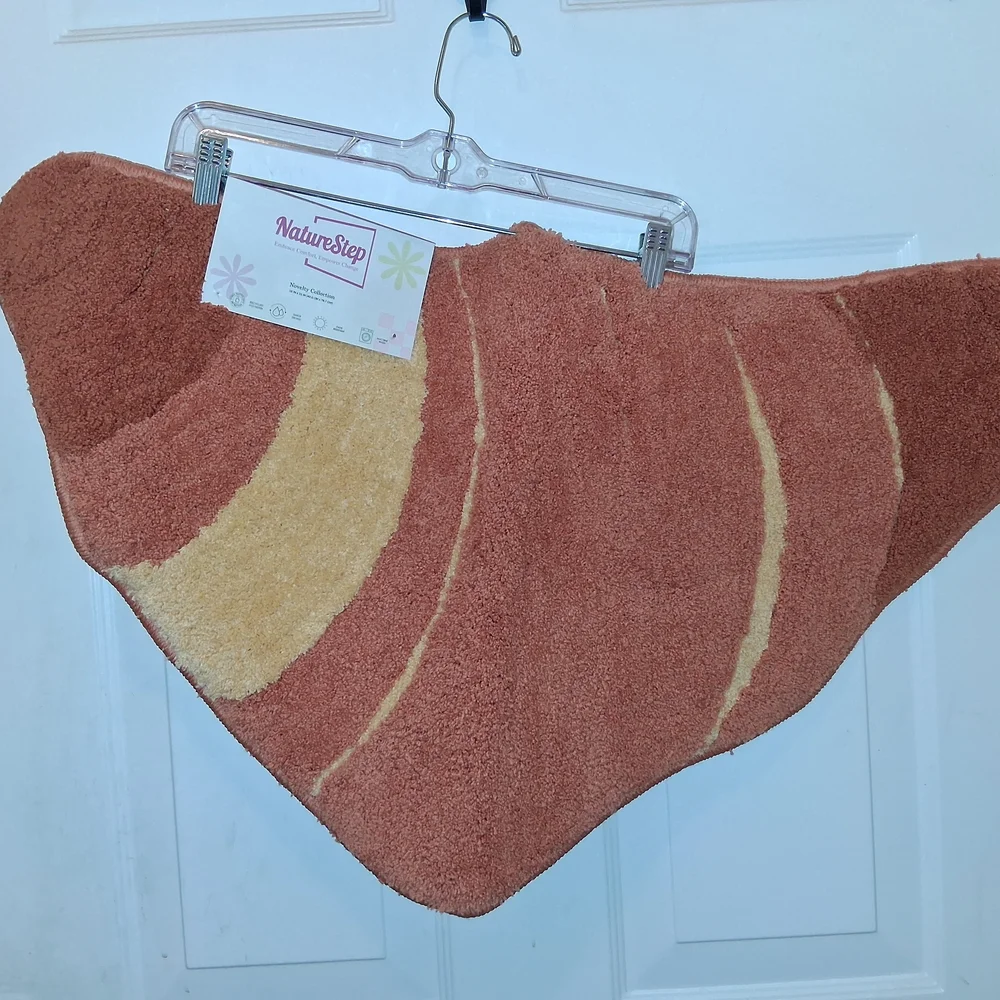 NatureStep Bath Mat in Rust and Beige